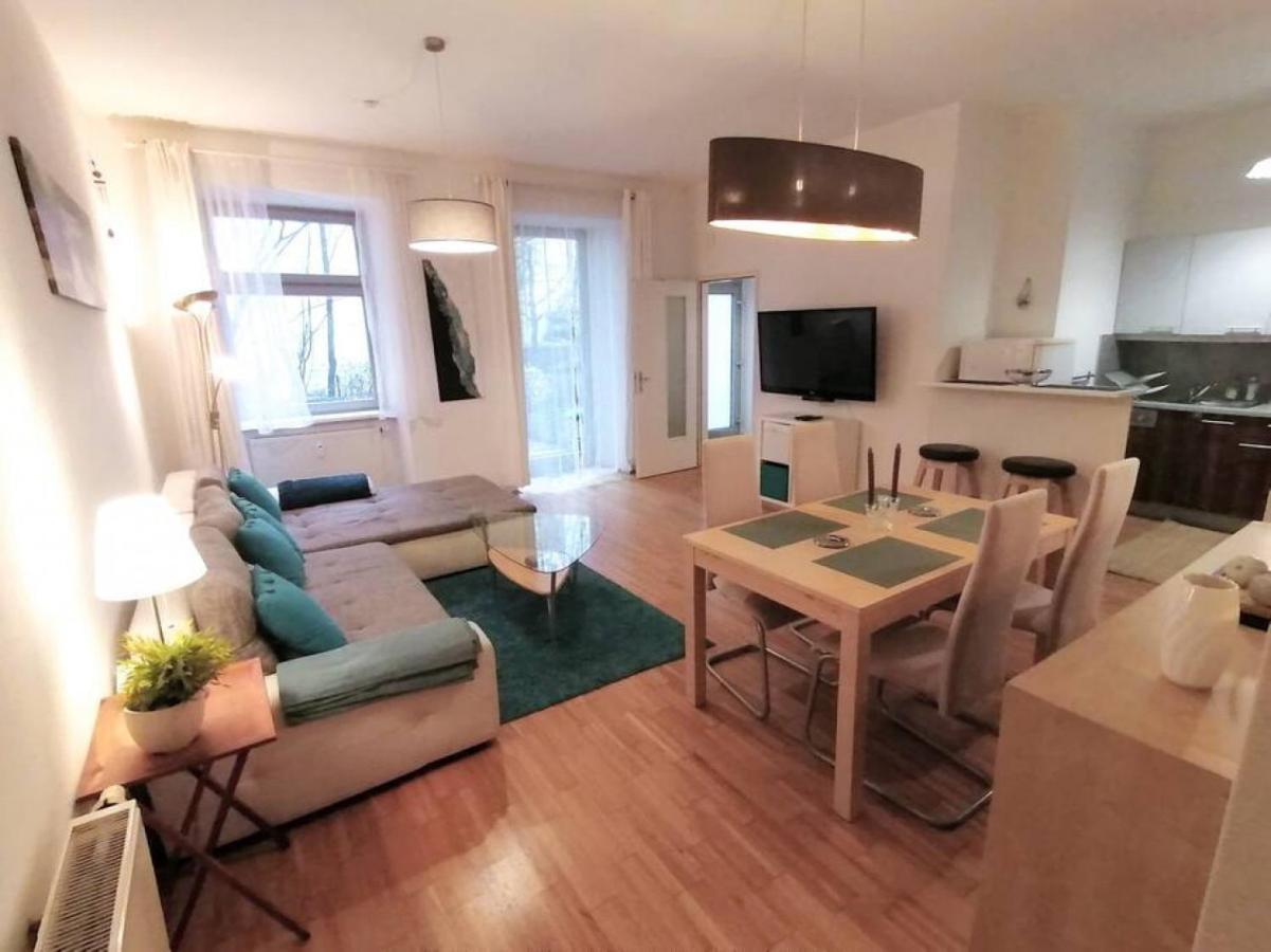 فيينا Nd Exquisites Wundervolles Ruhiges Terrassenapartment Mit Garage المظهر الخارجي الصورة