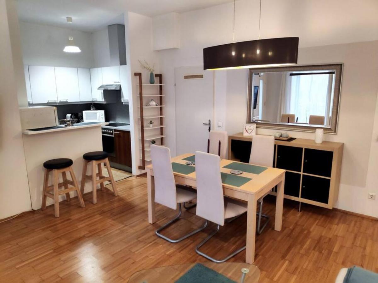 فيينا Nd Exquisites Wundervolles Ruhiges Terrassenapartment Mit Garage المظهر الخارجي الصورة