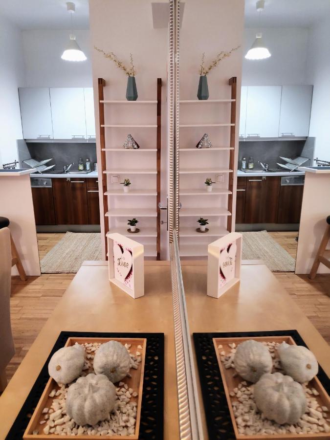 فيينا Nd Exquisites Wundervolles Ruhiges Terrassenapartment Mit Garage المظهر الخارجي الصورة