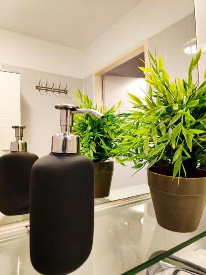 فيينا Nd Exquisites Wundervolles Ruhiges Terrassenapartment Mit Garage المظهر الخارجي الصورة